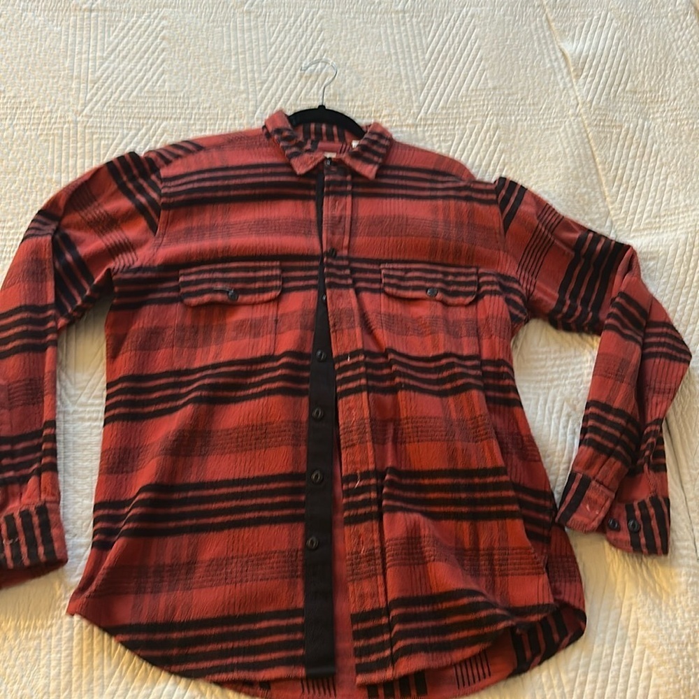 Mine red and black button down